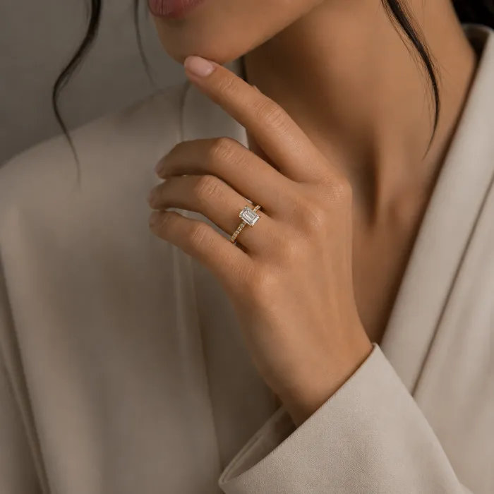 The Heritage Emerald Pavé – worn